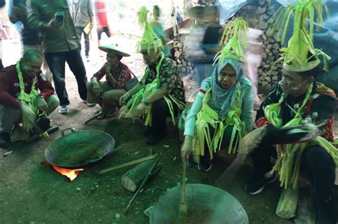 Pemkab Kukar Dukung Pelestarian Budaya Lewat Festival Nutuk Beham 2024