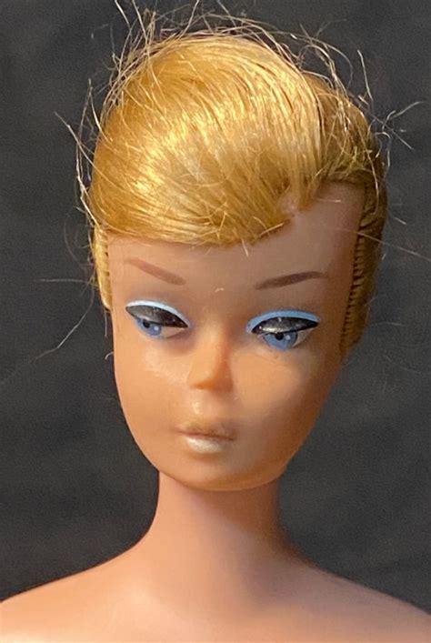 Vintage Blonde Swirl Ponytail Barbie Nude NO BOX Doll Peddlar