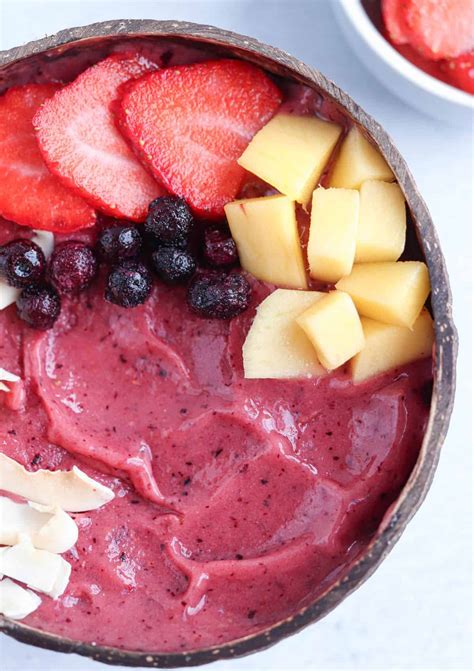 thick smoothie bowl  ice  watery wholly tasteful