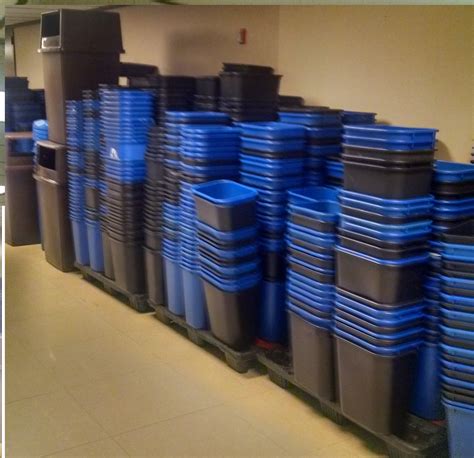 Garbage Cans – 20,000 In Stock | Integrity Wholesale Furniture
