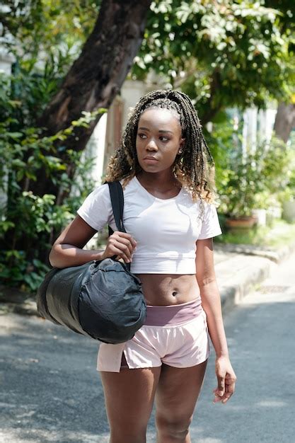 young skinny black girls pictures freepik
