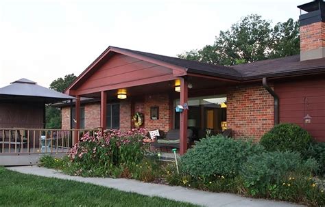 The Best Assisted Living Facilities in Columbia, MO | AssistedLiving.org