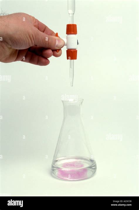 Phenolphthalein indicator hi-res stock photography and images - Alamy