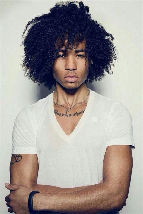 Natural Hair Men Pictures - Big Afro Hairstyles and Long Curly Styles