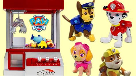 Paw Patrol Pups Play Claw Machine Surprise Toys Game Youtube