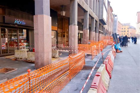 Portici Di Via Gobetti Ecco La Nuova Pavimentazione Ora Lavori In