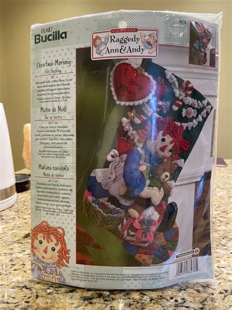 BUCILLA HOLIDAY STOCKING FELT KIT CHRISTMAS MORNING RAGGEDY ANN 86236