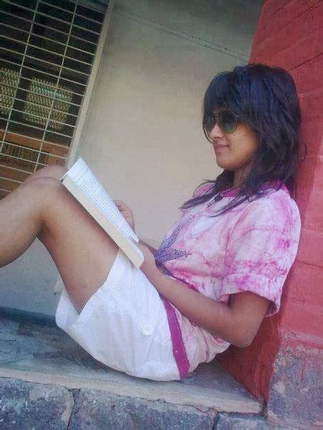 Go For Pics Hot And Beautiful Indian Scool Girls