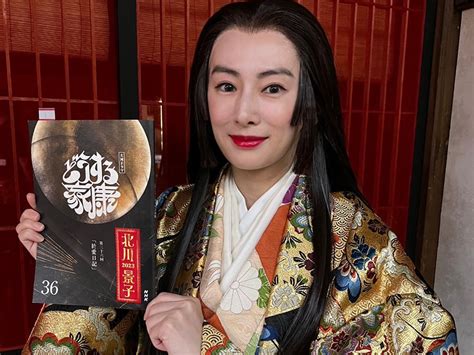 スターダスト所属の「活躍していると思う女性俳優」ランキング！ 2位「北川景子」を僅差で抑えた1位は？ 3 4 All About ニュース