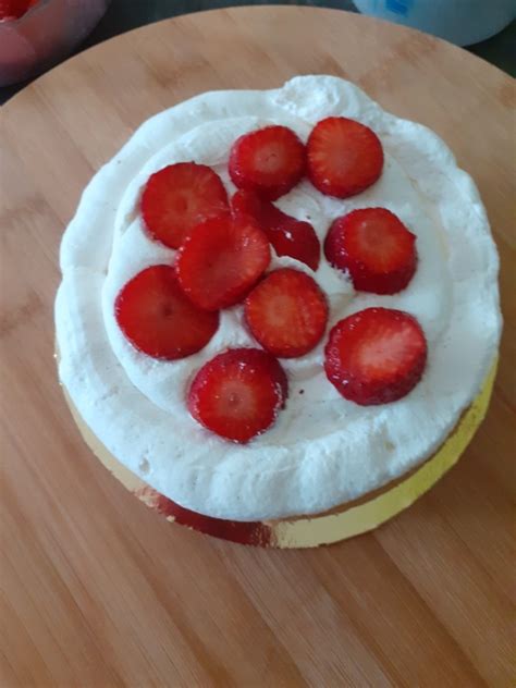 Naked Cake Aux Fraises