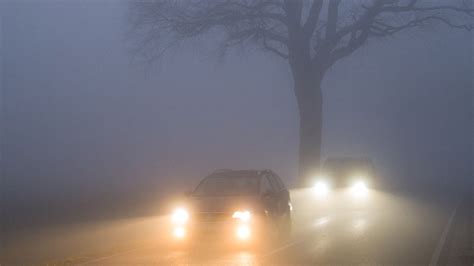 Autofahren Bei Nebel Welches Licht Ihr Wann Einschalten Solltet N