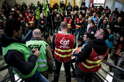 França Se Prepara Para Greve Em Massa Contra Reforma Da Previdência IstoÉ Dinheiro