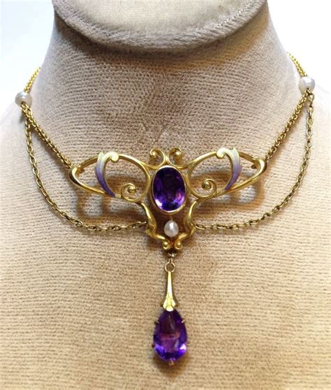 14K Yellow Gold Krementz Amethyst Art Nouveau Festoon Necklace