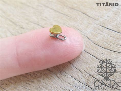 Piercing Microdermal Titânio Coração Dourado base e topo 4mm Gaia