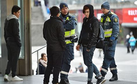 Swedish police desperate as migrant mafia gangs terrorise the country ...