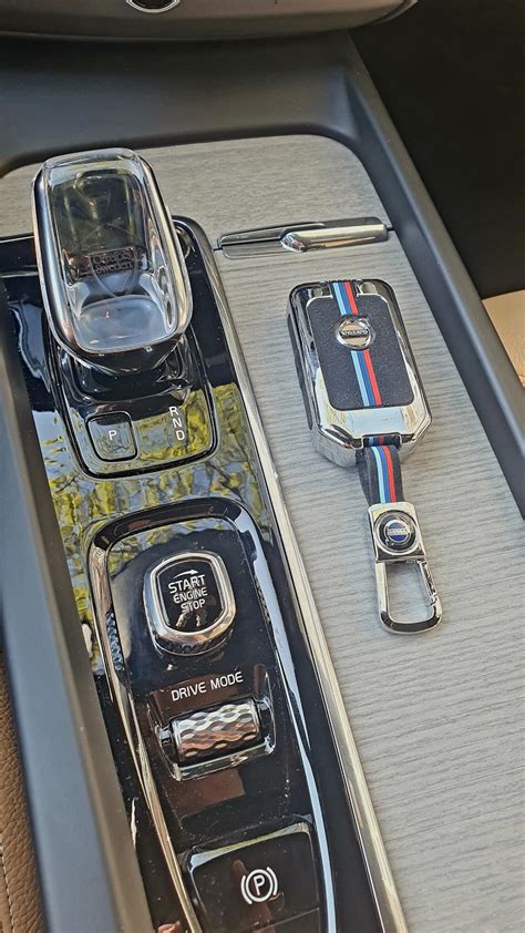Аксессуары — Volvo XC60 (2G), 2 л., 2019 года | аксессуары | DRIVE2