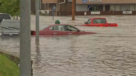 Heavy rain brings flooding in Kansas City - KAKE