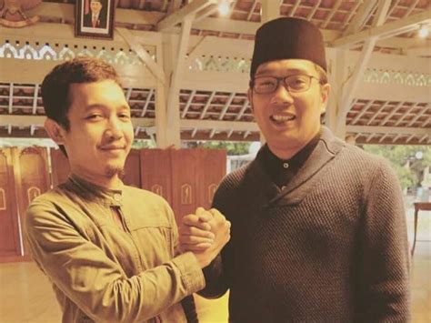 Berita Dan Informasi Guru Dipecat Karena Kritik Ridwan Kamil Terkini