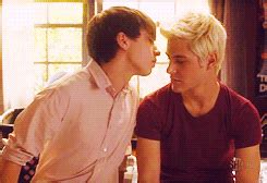 Gay Kiss Gifs Page 4 WiffleGif