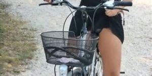 Public Nudity Bicycle Riding Babe Video Porn Videos