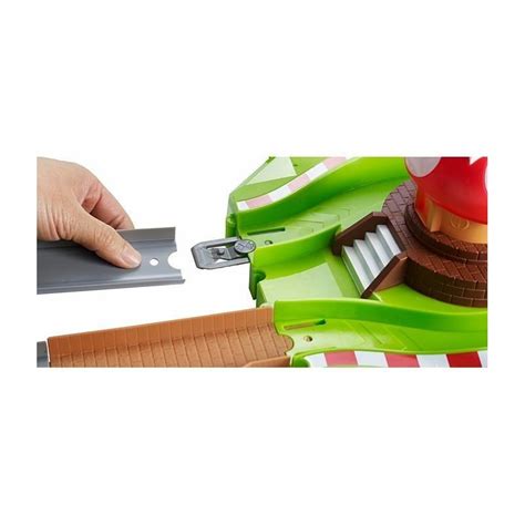 Hot Wheels Mario Circuit Track Set Mario Yoshi Princess Peach Luigi Kart Cars