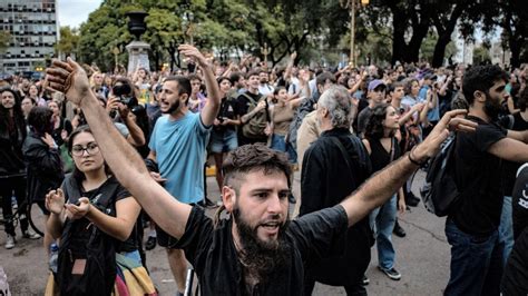 Argentine Universities March In Defense Of Public Education Pledge Times