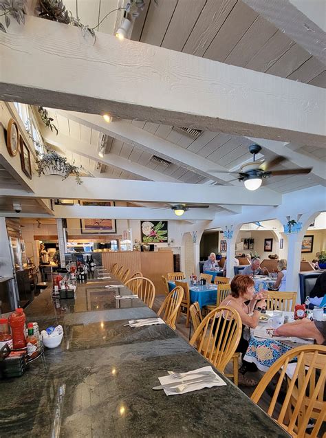 Wilmas Patio Restaurant Celebrates 40 Years On Balboa Island Local