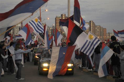 ¿milagro En Uruguay Apuntes Sobre Los Gobiernos Del Frente Amplio