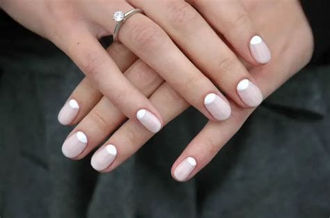25 Ideas de manicure nude que querrás hacerte hoy mismo