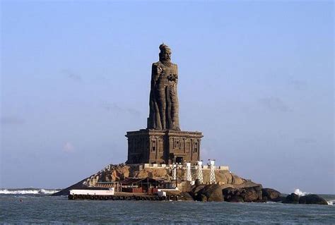 Thiruvalluvar Statue travel guide, Places to see - Trodly