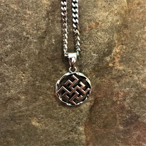 Цвет папоротника-Одолень трава - Веселый Викинг