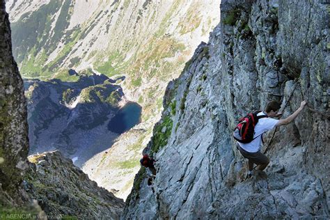 Tatry Orla Perć Nowy rekord przebiegł szlak w nieco ponad godzinę