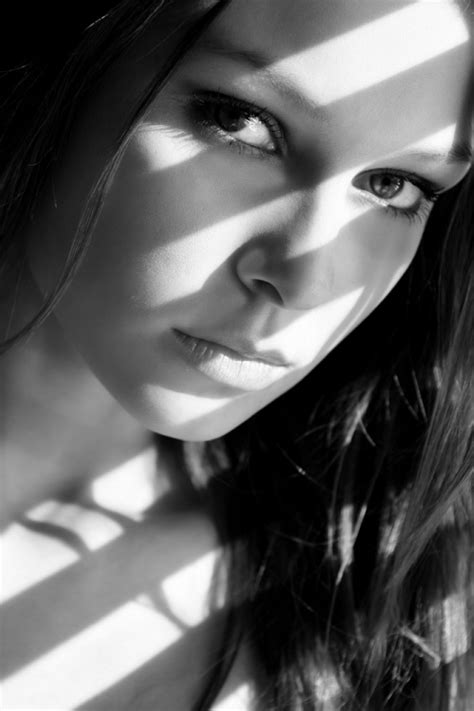 Hot Sexy Dayenne Mesquita Bikini Pics