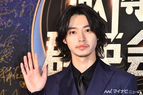 山崎賢人、weibo最優秀俳優賞に喜び「アジアの作品にもチャレンジしたい」 マイナビニュース