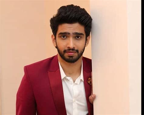 Amaal Mallik Sukriti Prakriti Kakar