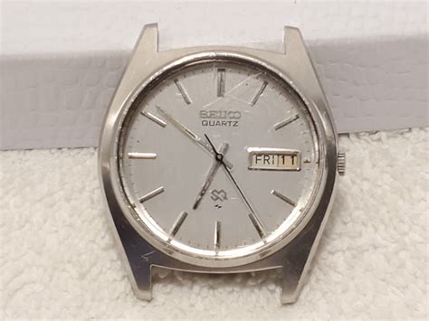 Vintage Seiko SQ Mens Watch Silver Dial Stainless Stain Day Date Parts