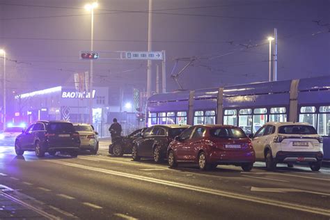 Galerija Video Pogledajte Snimku Uhi Enja U Maksimiru Neki Su Bili