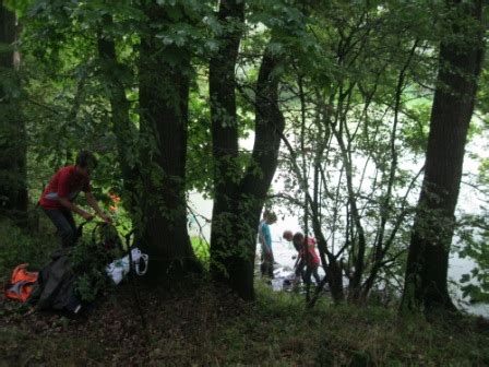 Naturdetektive Untersuchen Das Leben Im Alten Emsarm