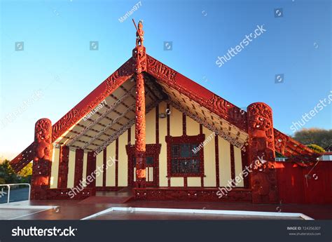 Traditional Maori House Rotorua Stock Photo 724356307 Shutterstock