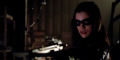 Arrow Ep Wendy Mericle Wants More Female Villains Huntress To Return