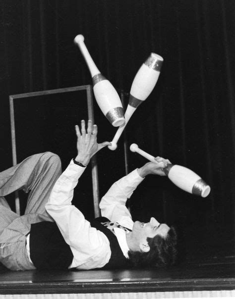 32 Juggling ideas | juggling, circus performers, circus