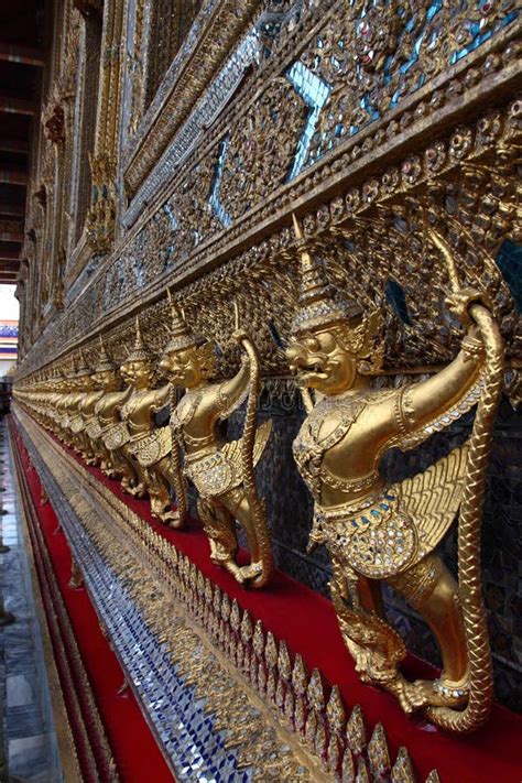 Details of Wat Phra Kaew, Temple of the Emerald Buddha, Bangkok Stock ...