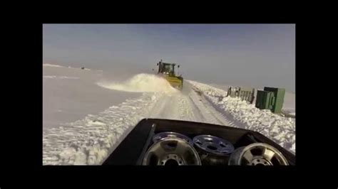 John Deere 9220 Tractor Pushing Snow Youtube