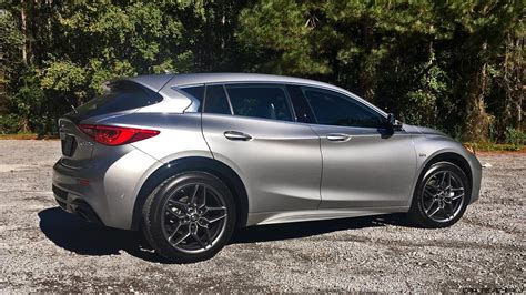 2018 INFINITI QX30 Sport 34