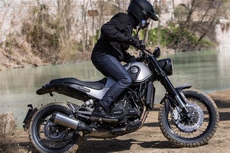 Benelli Leoncino Trail Prova Opinioni E Foto Dueruote