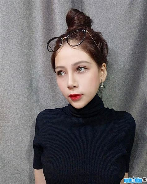 Hot Girl Dao Tu Nhi Profile Age Email Phone And Zodiac Sign