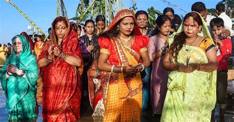 Devotees Celebrate Chhath Puja With Great Fervour See Pics Photogallery Etimes