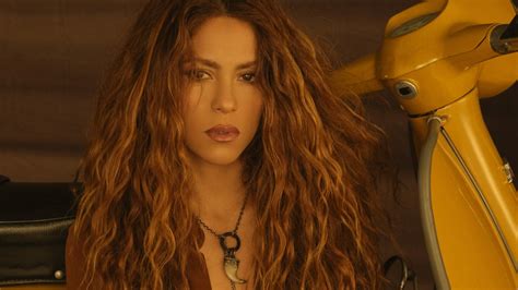 Shakira Releases New Song, Music Video 'Don't Wait Up'