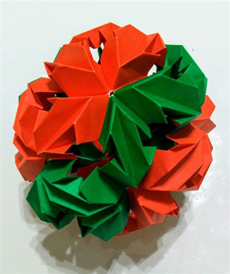 Chrysanthemum By Leroy Origami Models Origami Chrysanthemum