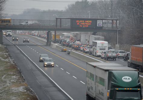 Victims Of N J Turnpike Fatal Crash Were Men State Police Say Nj